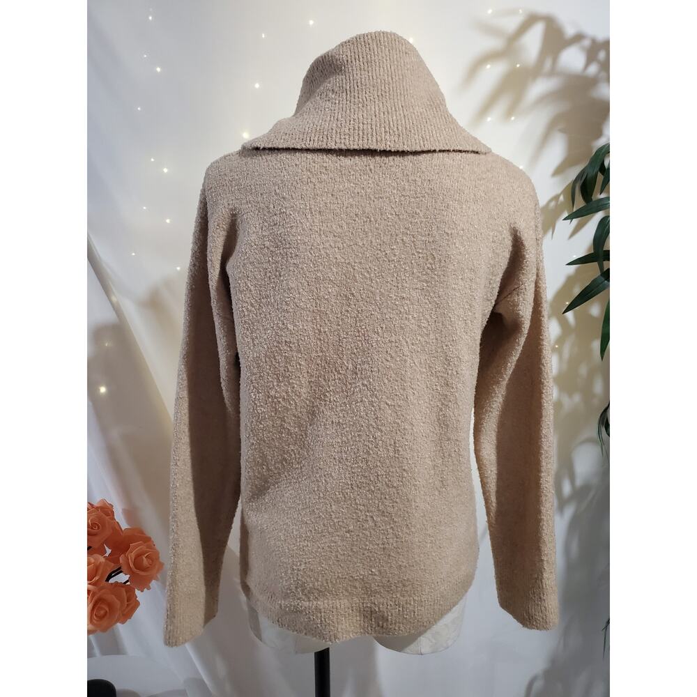 Barefoot Dreams Ecochic Cowl Neck Pullover Sweater Womens Size XS Camel Beige - Picture 4 of 9